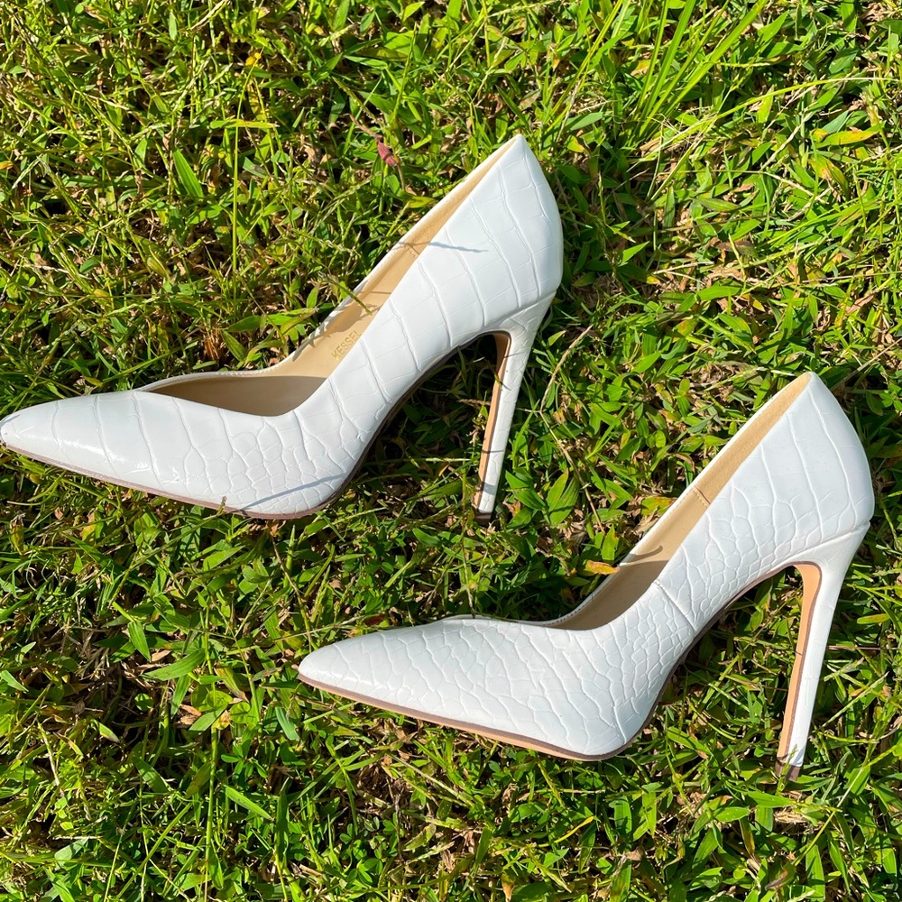Fashion nova heels